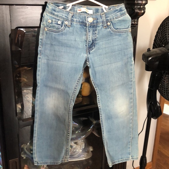 3 pairs of boys Levi jeans. - Picture 3 of 6